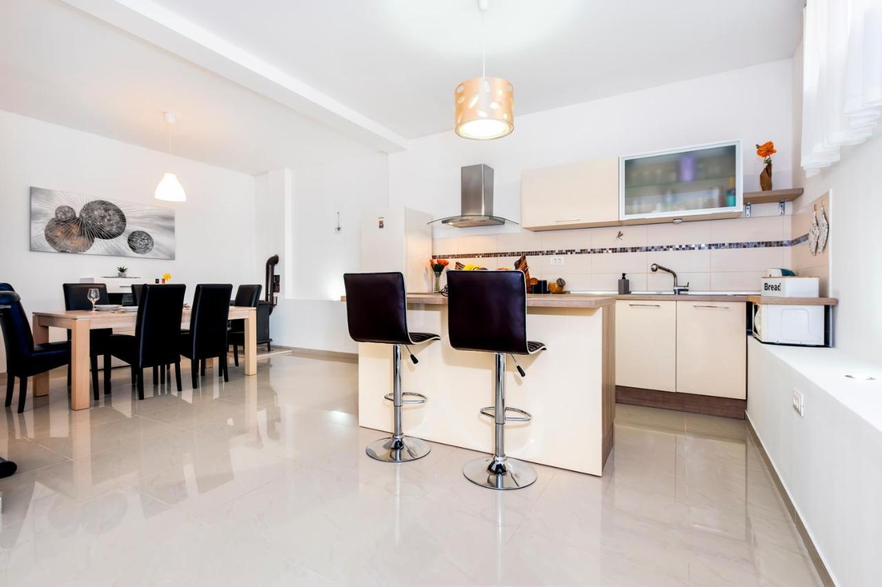 Lea'S Apartment Rovinj Exterior photo